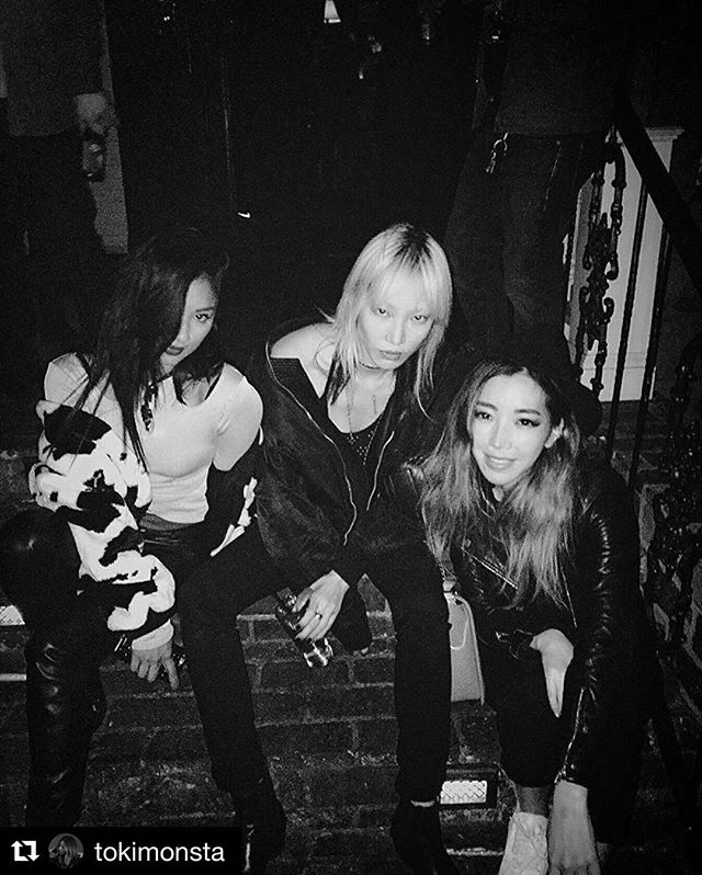 TOKiMONSTA, Soo Joo, and friend chilling on the stoop of the Porch. Check out her remarkable story of recovery from brain surgery. This week’s LA Weekly cover story. @tokimonsta @soojmooj @laweekly #TOKiMONSTA #LastNightADJSavedMyLife